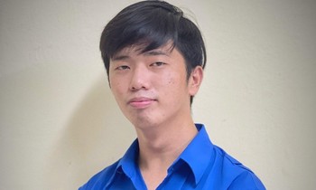 Bộ ảnh về năng lượng tái tạo của nam sinh viên trường Nhân văn