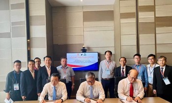 Ba trường Bách khoa ký thỏa thuận cho phép sinh viên được trao đổi học tập