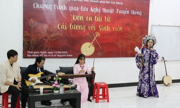 Giao lưu nghệ thuật “Đờn ca tài tử - Cải lương với sinh viên”