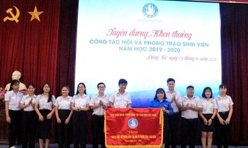 Đồng Nai khen thưởng các trường mạnh về công tác Hội và phong trào sinh viên