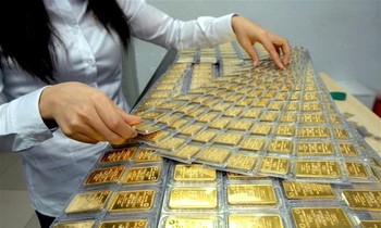 Giá vàng trong nước tăng trở lại, cao hơn vàng thế giới 17 triệu đồng/lượng