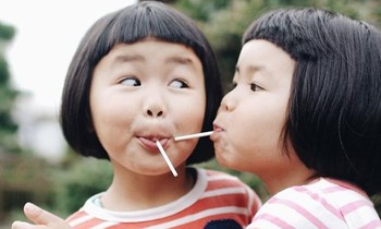 Sinh đủ 2 con một bề là gái được tặng bằng khen