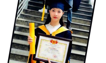 Nữ sinh xuất sắc trở thành thủ khoa ĐH Xây dựng Hà Nội với điểm 10 đồ án
