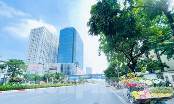 Nhiều đường phố Hà Nội thông thoáng trong ngày đầu thực hiện Công điện 15