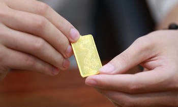Giá vàng SJC tăng gần mốc 62 triệu đồng/lượng