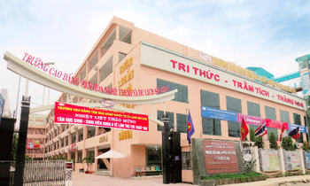 Chưa kê biên trường CĐ Văn hóa Nghệ thuật và Du lịch Sài Gòn.