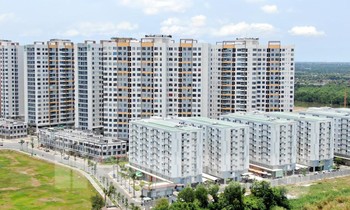 Bất động sản thời COVID-19: Nguồn cung thấp, giá vẫn cao ngất