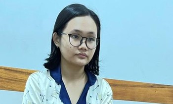 Án mạng kinh hoàng, con gái đầu độc cha bằng Xyanua rồi đốt nhà tạo hiện trường giả