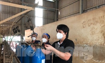 Các bình oxy sẽ được đổi, nạp miễn phí để hỗ trợ bệnh nhân điều trị COVID-19