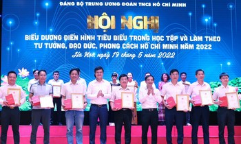 The Central Committee commends 52 typical examples of studying and following Ho Chi Minh's thought, morality and style