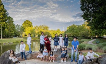Người mẹ 15 con đang chuẩn bị sinh bé thứ 16, và tất cả đều có tên bắt đầu bằng chữ C