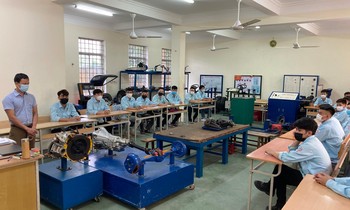Triển khai ứng dụng tư vấn hướng nghiệp, giới thiệu việc làm cho thanh thiếu niên
