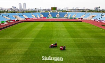 Toàn cảnh sân vận động Quốc gia Mỹ Đình trước giờ bóng lăn. Ảnh: NAM NGUYỄN