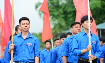 Sức trẻ 'Tình nguyện chung tay xây dựng nông thôn mới'