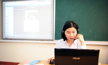 Chuyển đổi hình thức dạy học trực tuyến thay thế hoàn toàn quá trình dạy học trực tiếp
