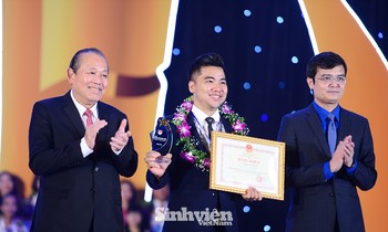 Mỗi tấm gương thầy, cô giáo trẻ tiêu biểu là một câu chuyện đẹp