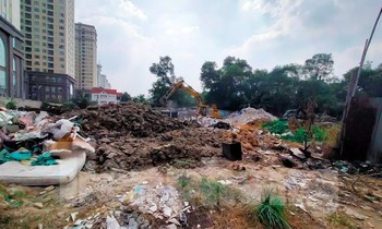 Chính quyền vào cuộc kiểm tra vụ dân bị 'đầu độc' bởi khói đốt rác