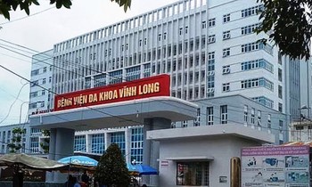 Bệnh viện đa khoa Vĩnh Long, nơi xảy ra vụ việc.
