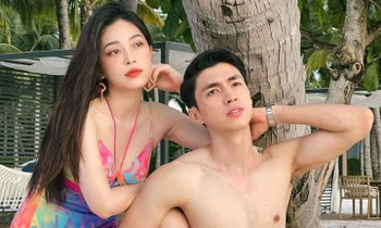 Á hậu Phương Nga đăng ảnh nóng bỏng trên biển với bạn trai Bình An