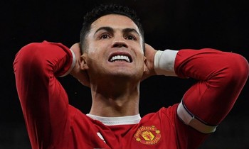 Ronaldo nổi điên vì bị định giá thấp