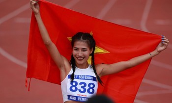 Trực tiếp SEA Games 31 ngày 16/5: Khuất Phương Anh giành HCV 800m nữ