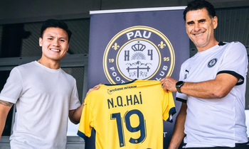 Báo Pháp thích thú vì câu nói của CĐV Việt Nam: 'Tôi đã xem Pau FC 20 năm...' 
