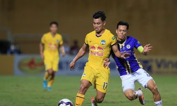 Thắng HAGL, CLB Hà Nội vô địch lượt đi V-League 2022