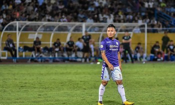 Nén đau vào sân, Quang Hải không 'giải cứu' được Hà Nội FC