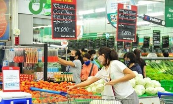 PGS.TS. Nguyễn Khắc Quốc Bảo: Nên kìm nén ham muốn tăng trưởng để ưu tiên ổn định giá cả