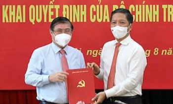 Ông Nguyễn Thành Phong nhận quyết định Phó Trưởng Ban kinh tế Trung ương