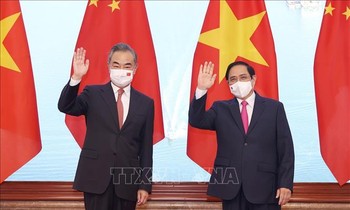 Thủ tướng Phạm Minh Chính tiếp Bộ trưởng Ngoại giao Trung Quốc Vương Nghị. Ảnh: Dương Giang/TTXVN
