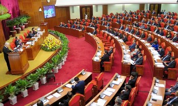 Chỉnh đốn Đảng chính là để giám sát quyền lực