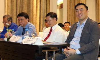 Ông Cao Văn Chóng (bìa phải) là một trong 4 ứng viên cho vị trí Phó Chủ tịch phụ trách Truyền thông-đối ngoại ảnh: Hữu Phạm 