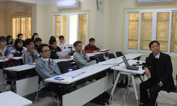 Sinh viên hệ CNKHTN tại trường ĐH Khoa học Tự nhiên trong giờ học. Ảnh: N.H