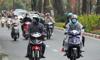 Không khí lạnh tăng cường: Miền Bắc mưa rét, có nơi dưới 10 độ; miền Trung mưa diện rộng