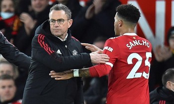 Bị gỡ hoà sau khi dẫn 2-0, HLV MU thốt lên 'chẳng khác nào thua trận'