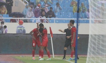 Ronaldo góp công giúp Indonesia đánh bại Malaysia ở trận tranh HCĐ