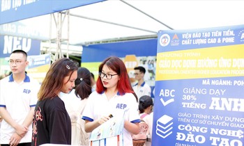 Mỗi thí sinh có duy nhất 1 lần điều chỉnh nguyện vọng xét tuyển đại học. Ảnh: Như Ý