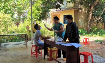 Hơn hai trăm nhân viên y tế Buôn Ma Thuột bị chậm lương 2 tháng