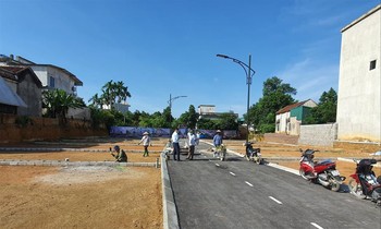 Ảnh minh họa: Nhiều khu vực đấu giá đất tại Hà Nội đang có dấu hiệu đẩy giá
