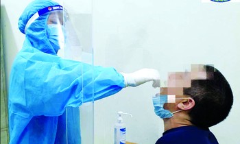 Những người hút thuốc lá dễ bị viêm phổi và mắc COVID-19