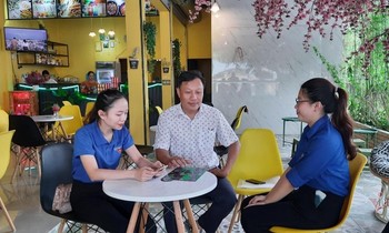 Chủ nhà trọ lo ăn ở miễn phí cho hơn 100 sĩ tử thi tốt nghiệp