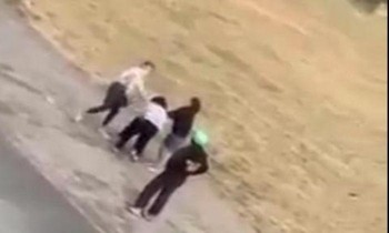 Xác minh vụ cô gái bị nhóm người đánh ‘hội đồng’