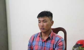 Bắt giữ phụ hồ chuyên cướp giật điện thoại ở Bình Phước