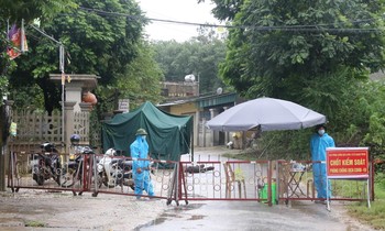 Chùm ca bệnh COVID-19 tại thị xã Bỉm Sơn: Xét nghiệm tầm soát khoảng 6.000 người