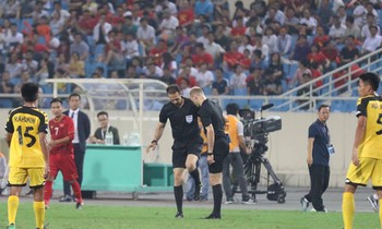 HY HỮU: Trọng tài dính chấn thương ở trận U23 Việt Nam vs U23 Brunei