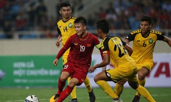 VIDEO: Quang Hải ấn định chiến thắng 6-0 cho U23 Việt Nam