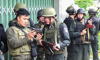 Mai Hoàng chỉ huy một trận tác chiến với tội phạm có vũ trang Ảnh: Nhân vật cung cấp