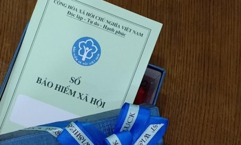 Người lao động nghỉ ốm có được báo giảm trong đóng bảo hiểm?