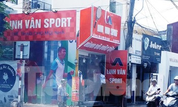 Shop hàng của Cty Linh Vân thời điểm còn hoạt động tại địa chỉ vi phạm trật tự xây dựng, lấn lộ giới thuộc số 149 Bà Triệu - Huế